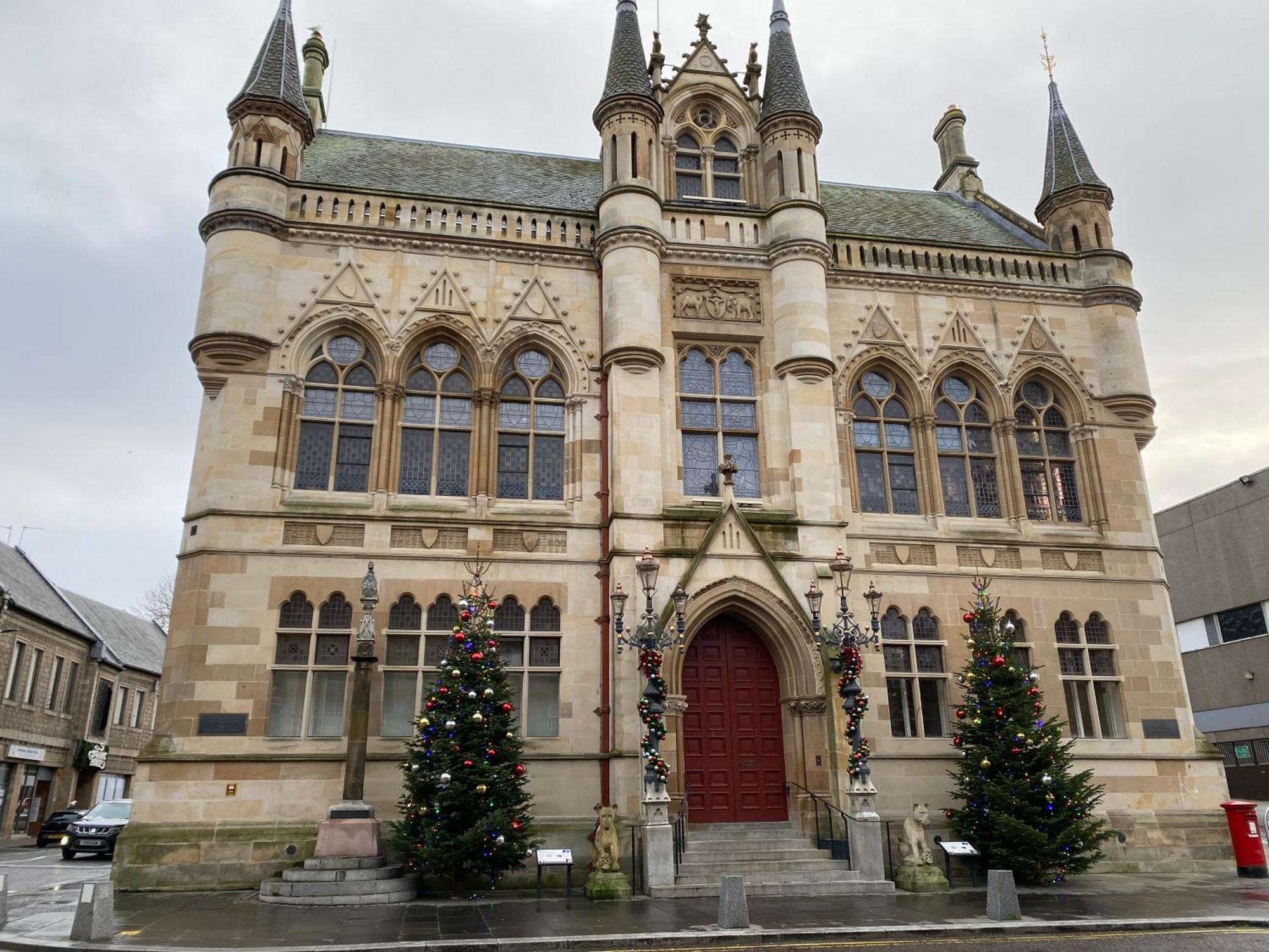 No 10 Immaculate City Centre, Top Floor 2 Bed Flat With Free Parking Inverness Exterior photo